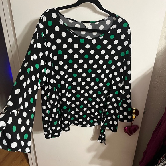 💝 18/20 Polka Dot Blouse - Black, White, and Green - Picture 7 of 10